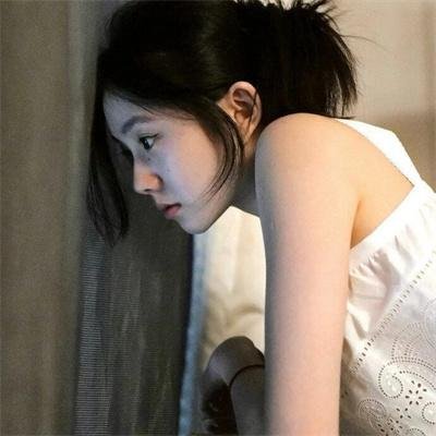 亲爱的白种人第四季封面