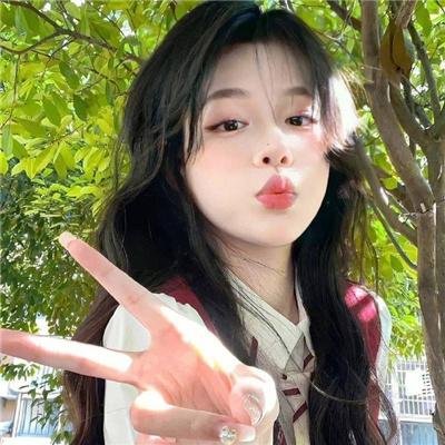维拉和其他人的快乐封面
